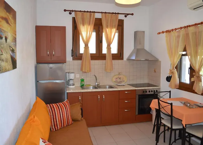 Remvi * Skopelos Town